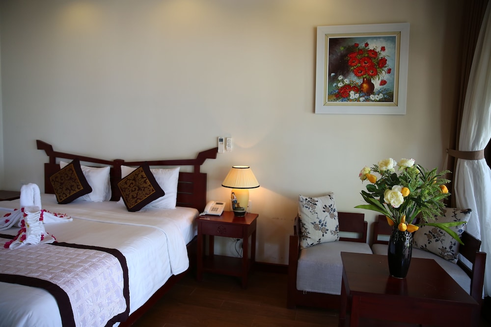 Tropicana Resort 30/74
