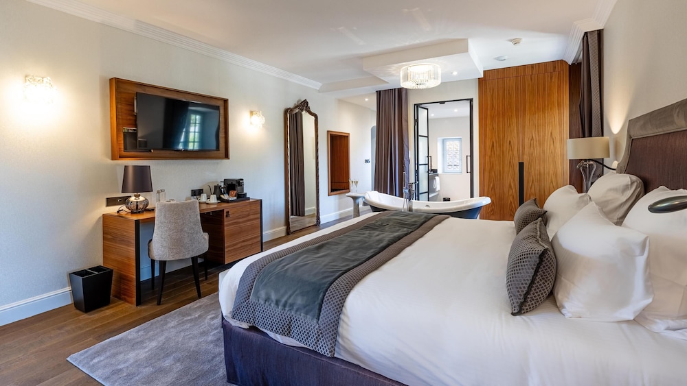 Executive, King Bed
