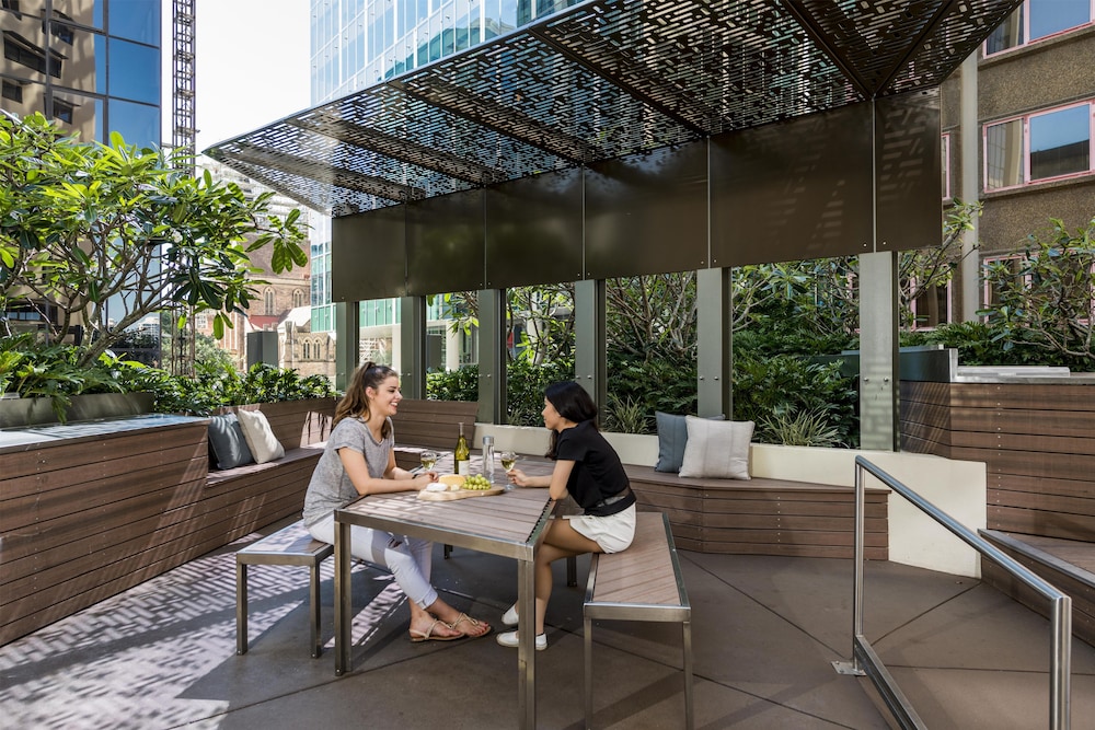 Oaks Brisbane Aurora Suites 37/74