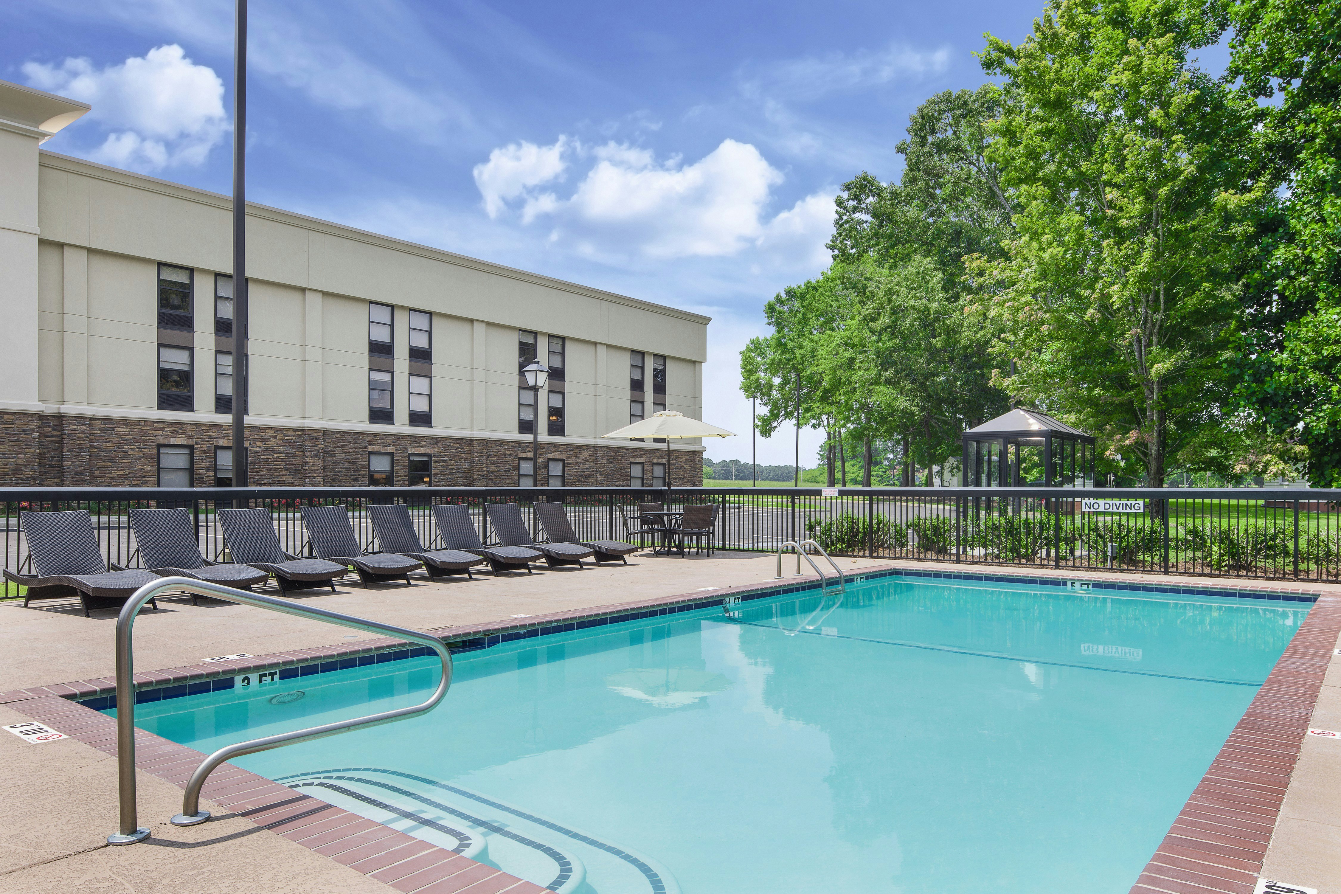 Hampton Inn Lagrange near Callaway Gardens 32/41