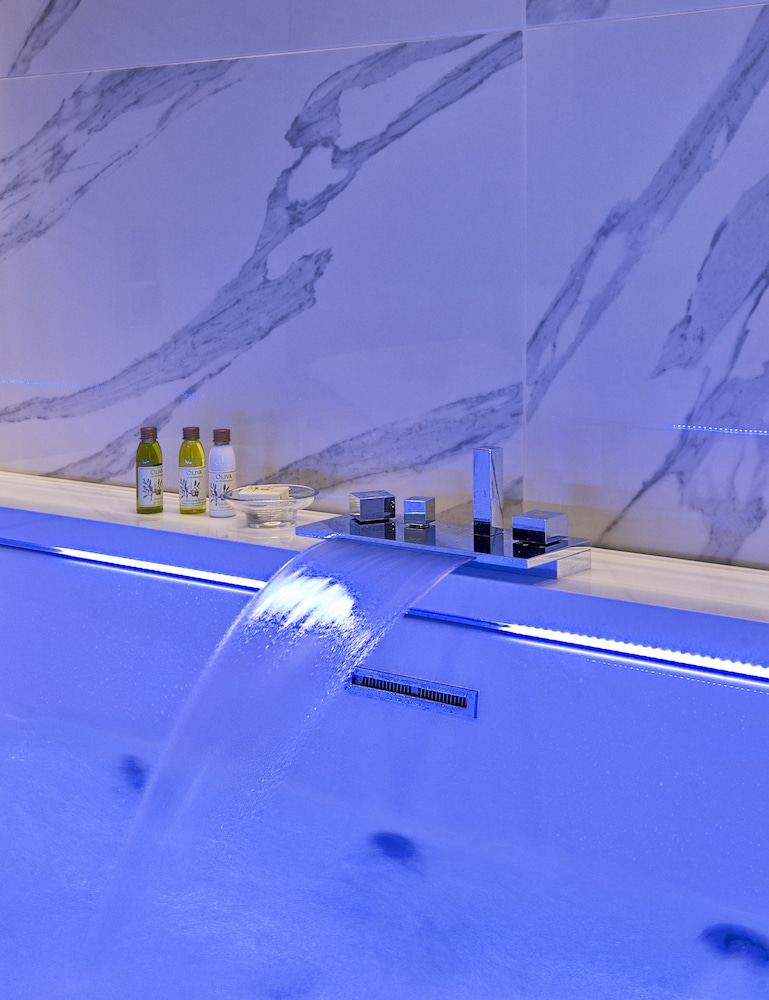 Palazzo Cini Luxury Rooms In Pisa 44/50