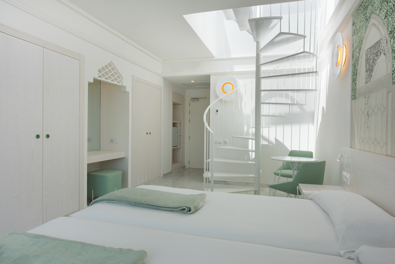 Penthouse, Single, Double Bed, Lateral Side Sea View, Hot Tub