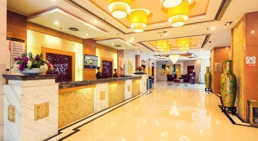 Babao Hotel 10/39