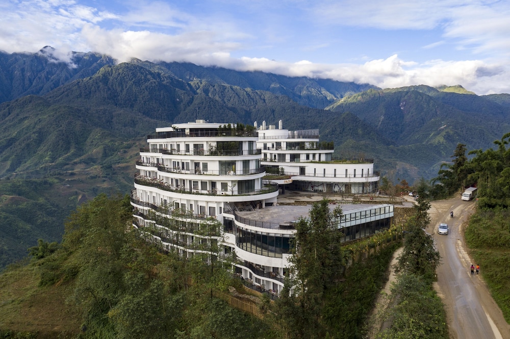 Pao S Sapa Leisure Hotel 2/73