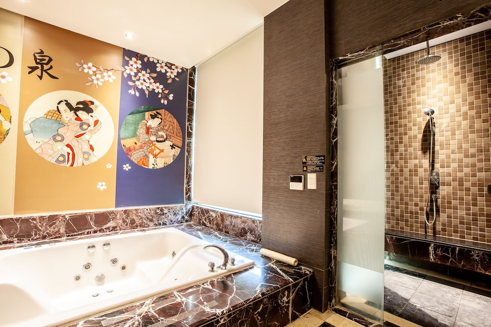 Six Star Motel-Zhongli 38/40