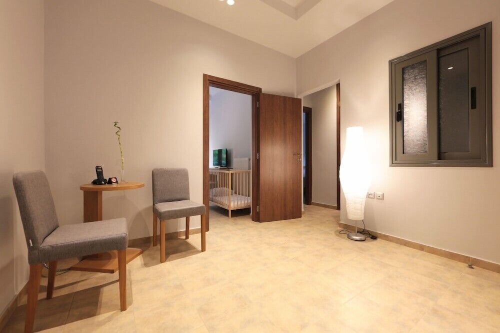 Meni Apartments Hotel 22/26