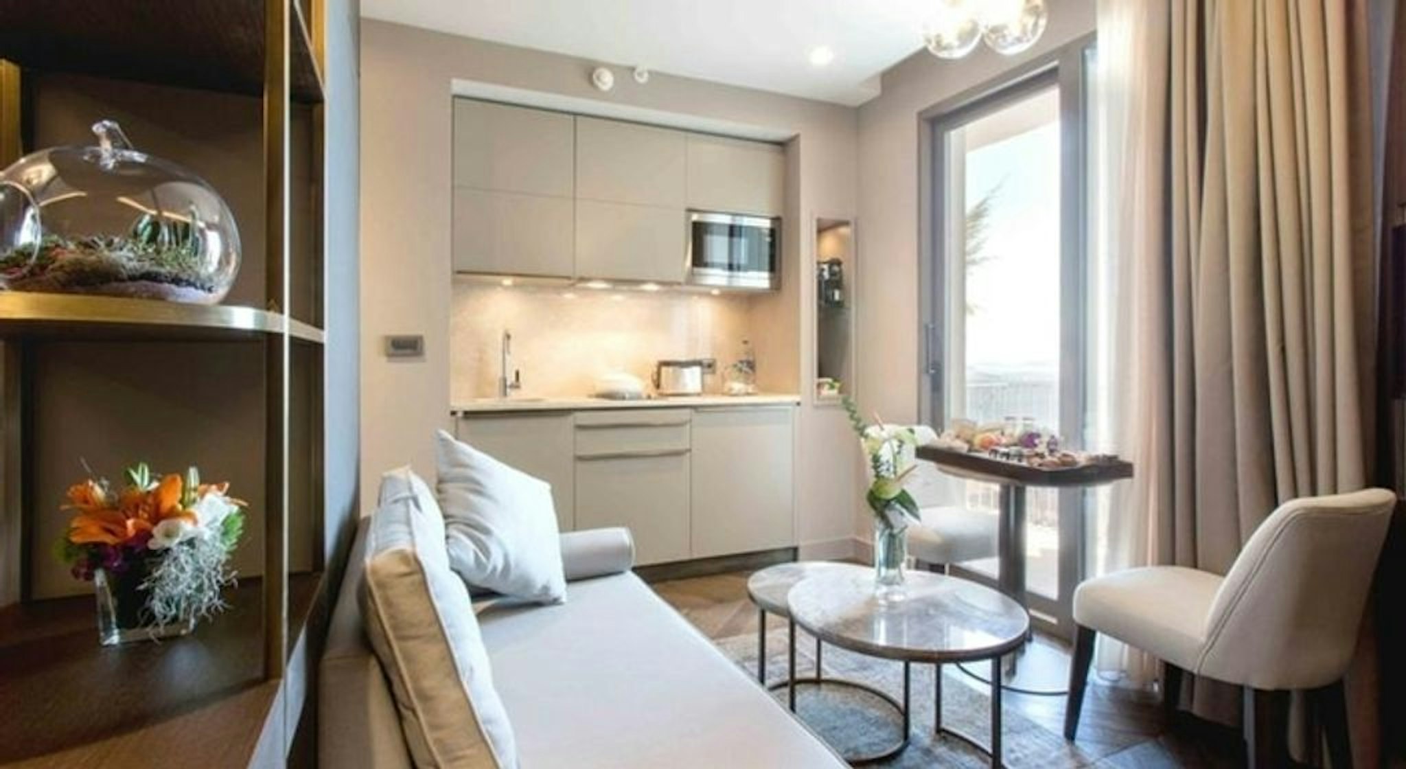 Noble22 Suites 22/39