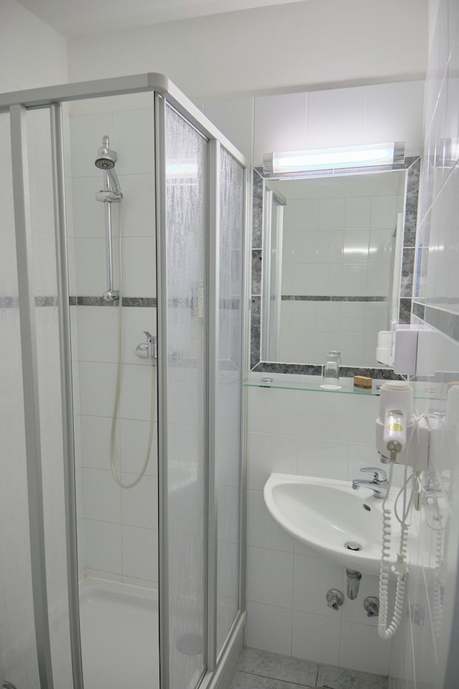 Jahrhunderthotel Leipzig 38/41