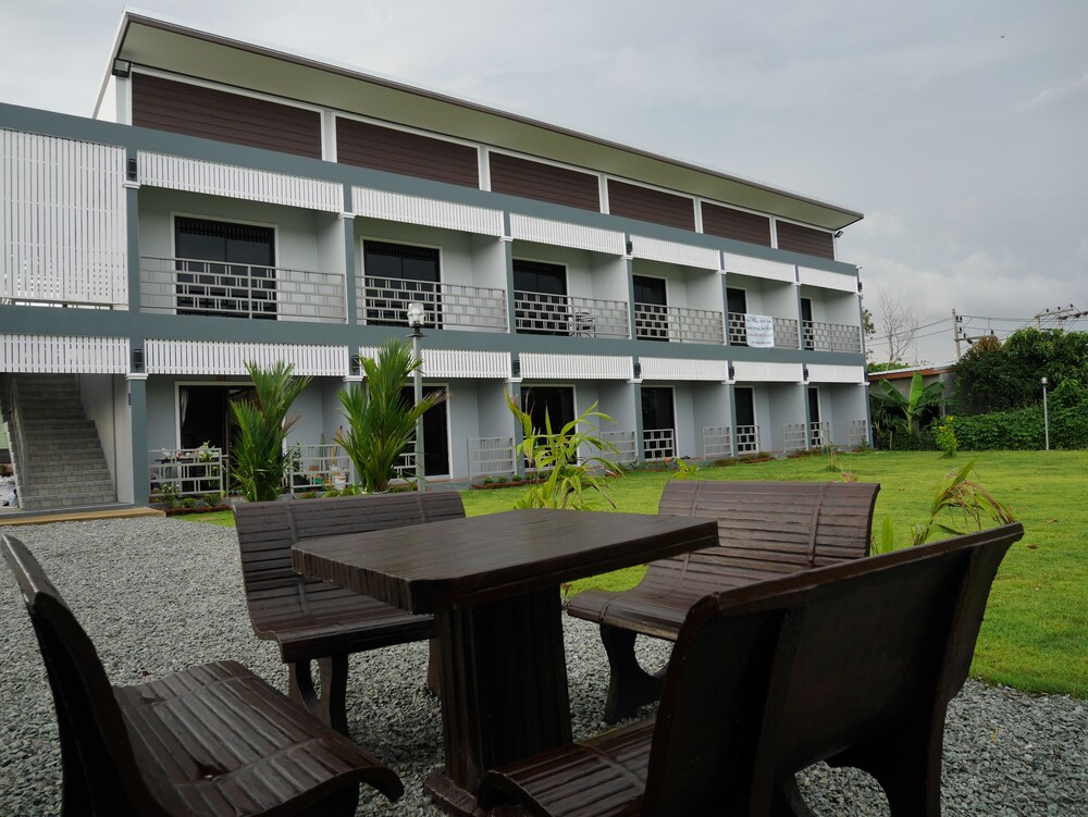 Charin Village 2/57