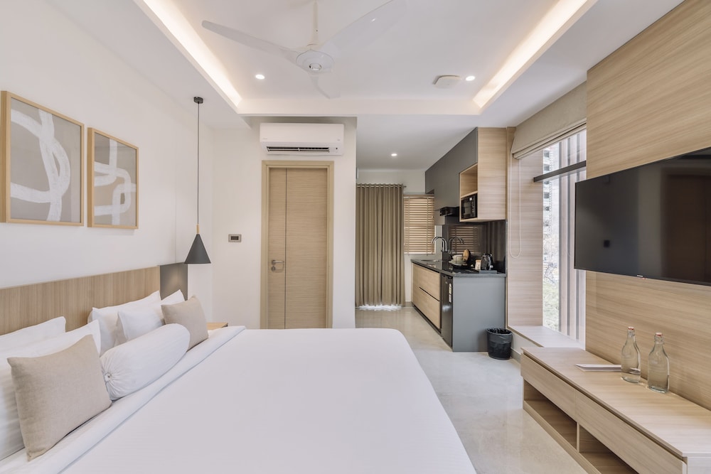 SKYLA Studios and Suites Kondapur 17/46