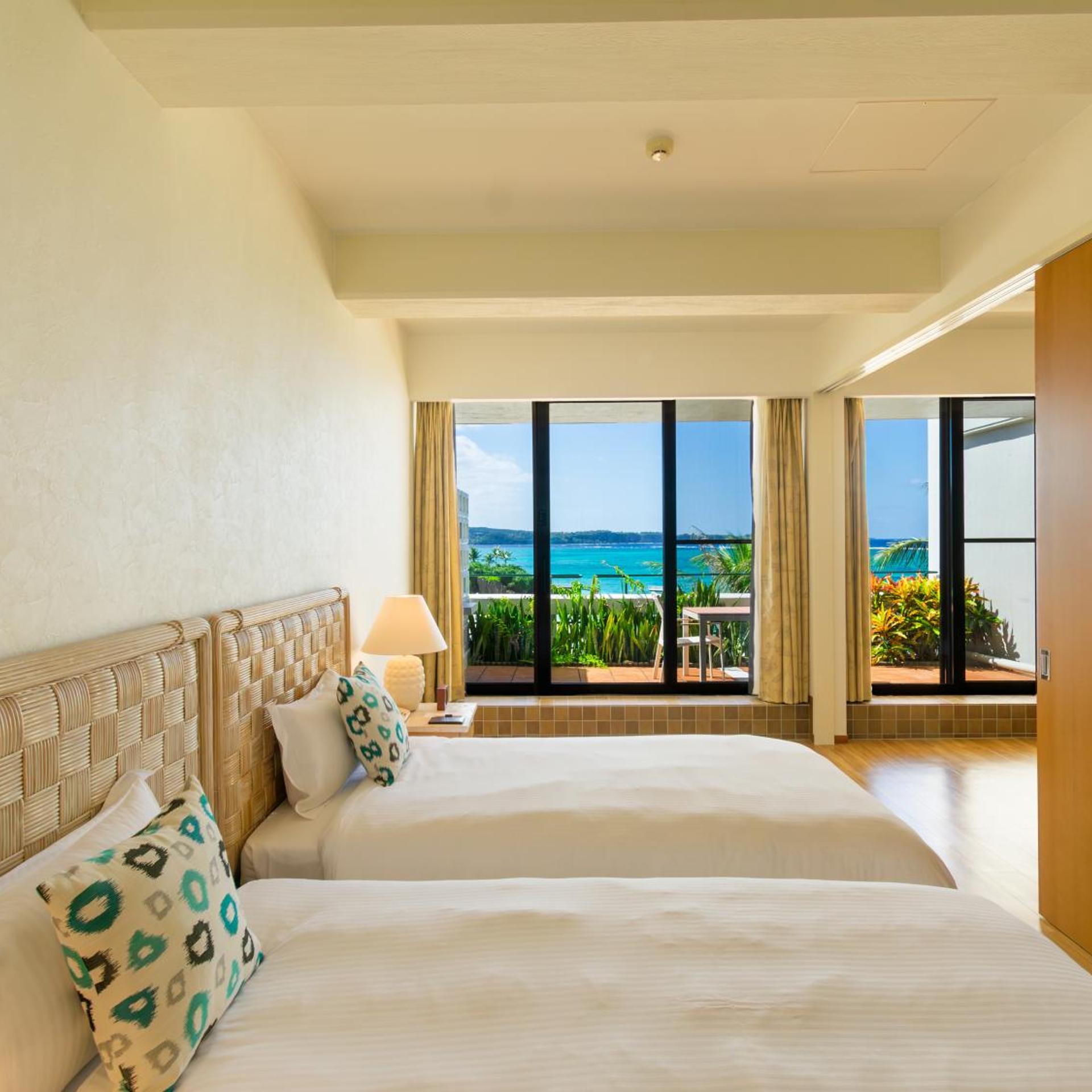 Club, Premier, Ocean Front, Lounge Access