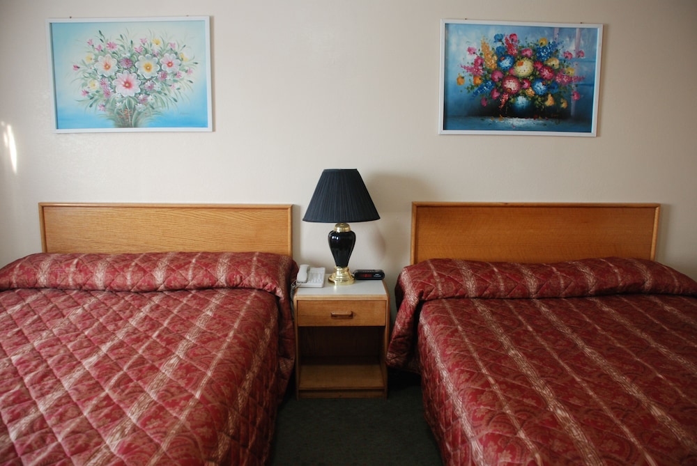 Merrill Field Inn 45/76
