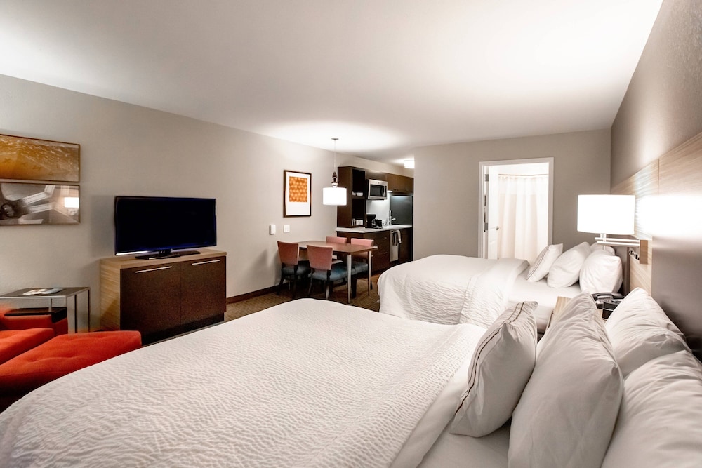 Towneplace Suites By Marriott Louisville Airport 11/37