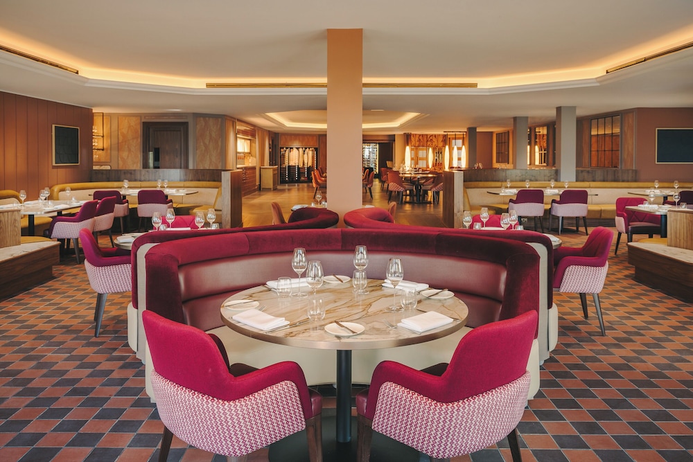 Fairmont Cheshire The Mere 35/49