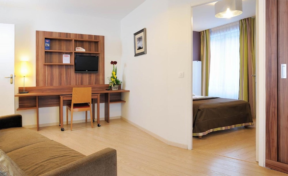 Residhome Bures La Guyonnerie 37/67