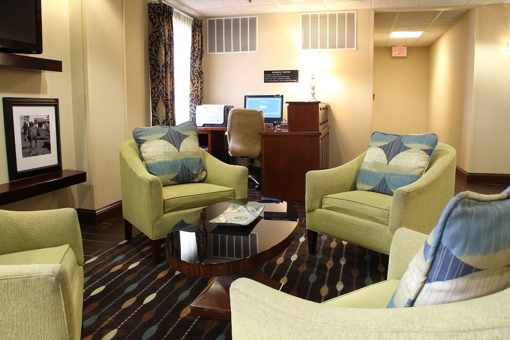 Hampton Inn Danville, KY 32/47