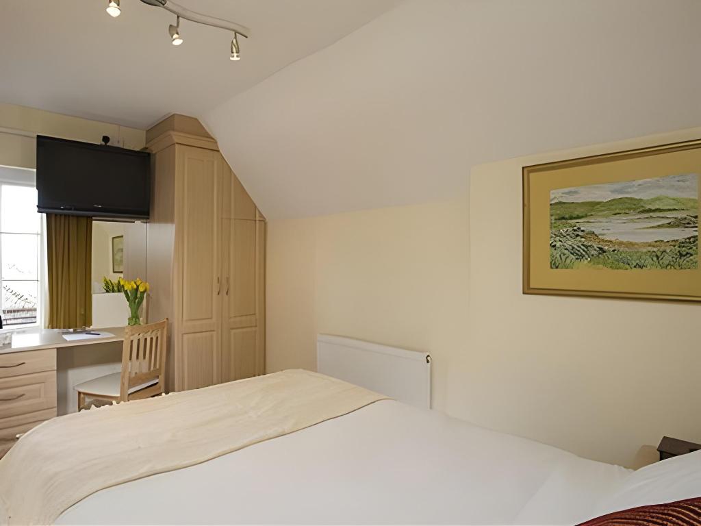 Manston Guest House 4/8