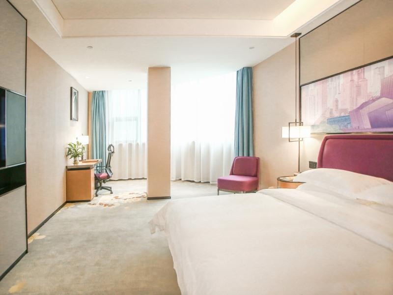 GreenTree Eastern Chongqing Jiefangbei Children's Hospital Hotel 23/65