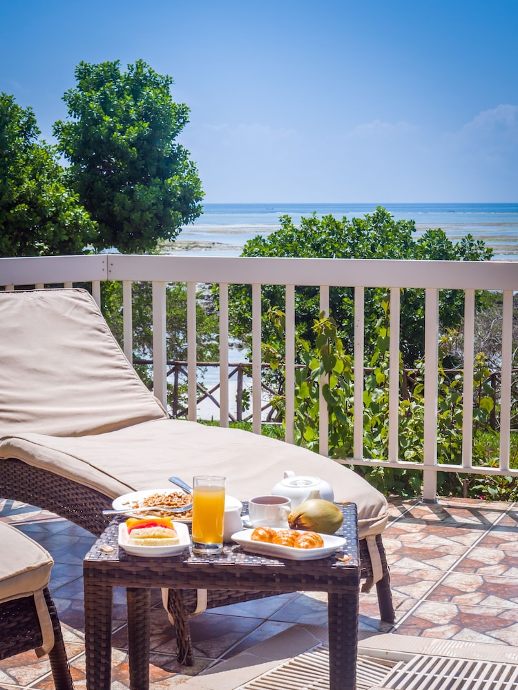 Azao Resort & Spa, Zanzibar 21/50