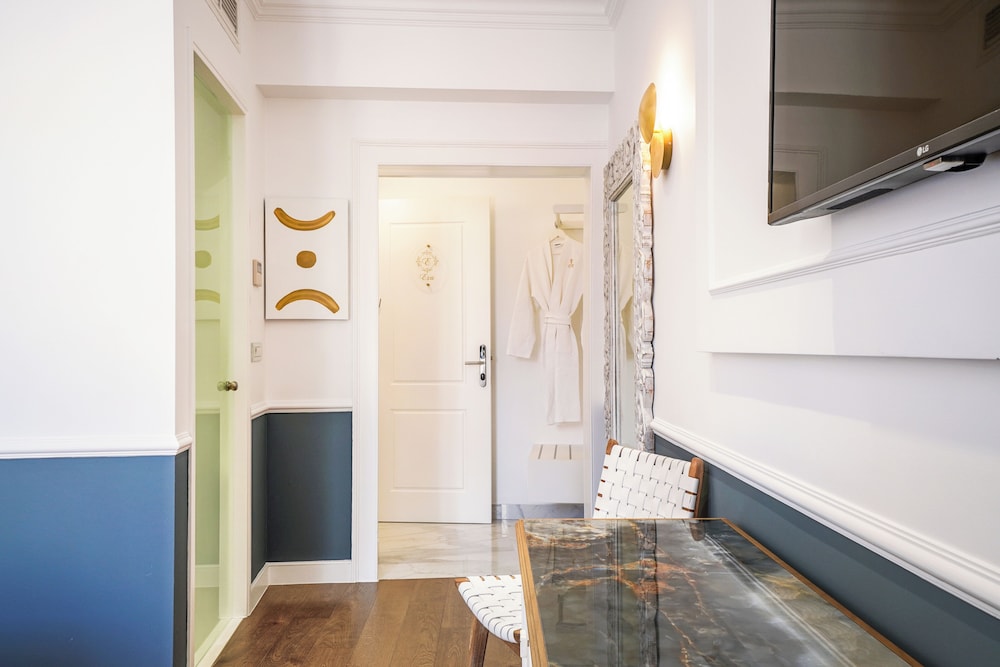 Casa Kallergi 29/42