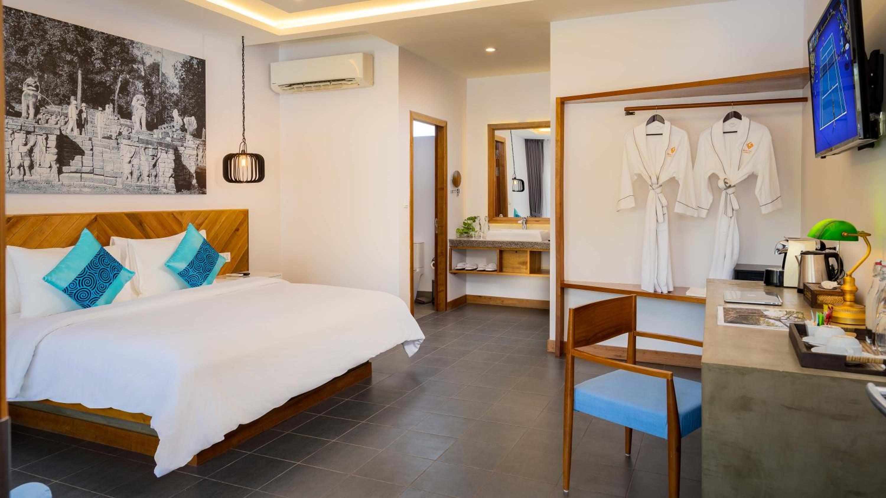 Cabana, Pool Access