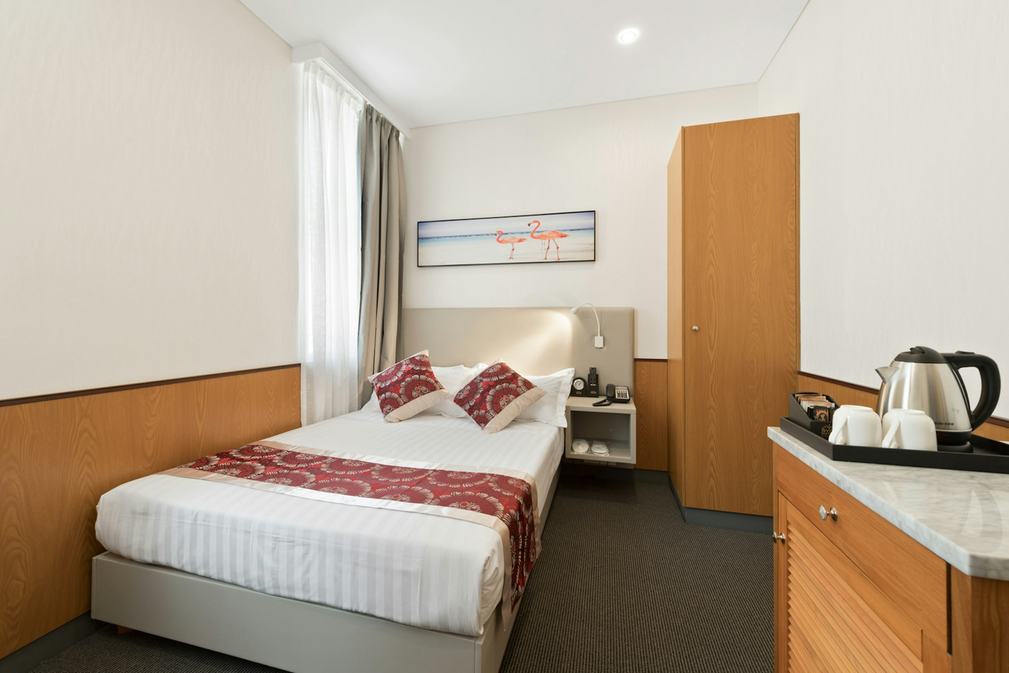 YEHS Hotel Sydney QVB 20/44
