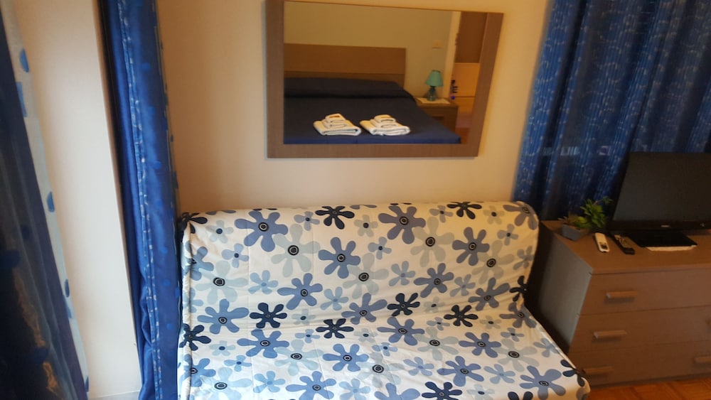 Domina Romae B&B 6/50