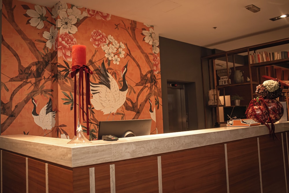 Slisko Hotel 10/66