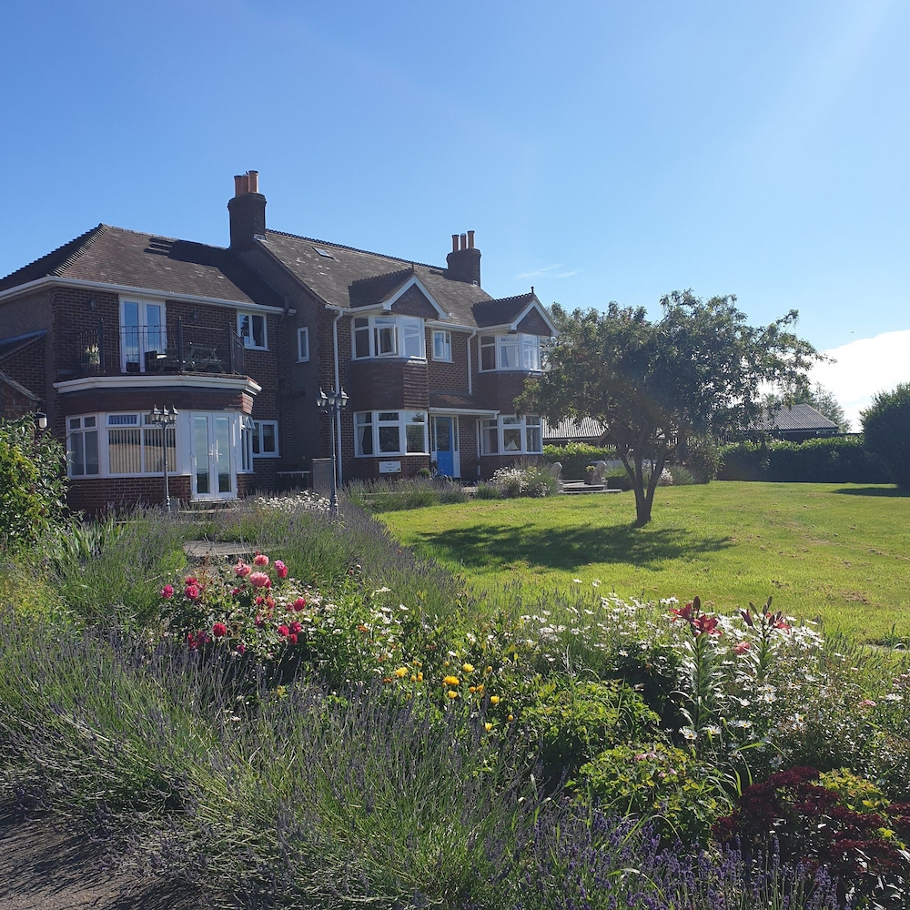 The Moorhead Bed & Breakfast 2/50