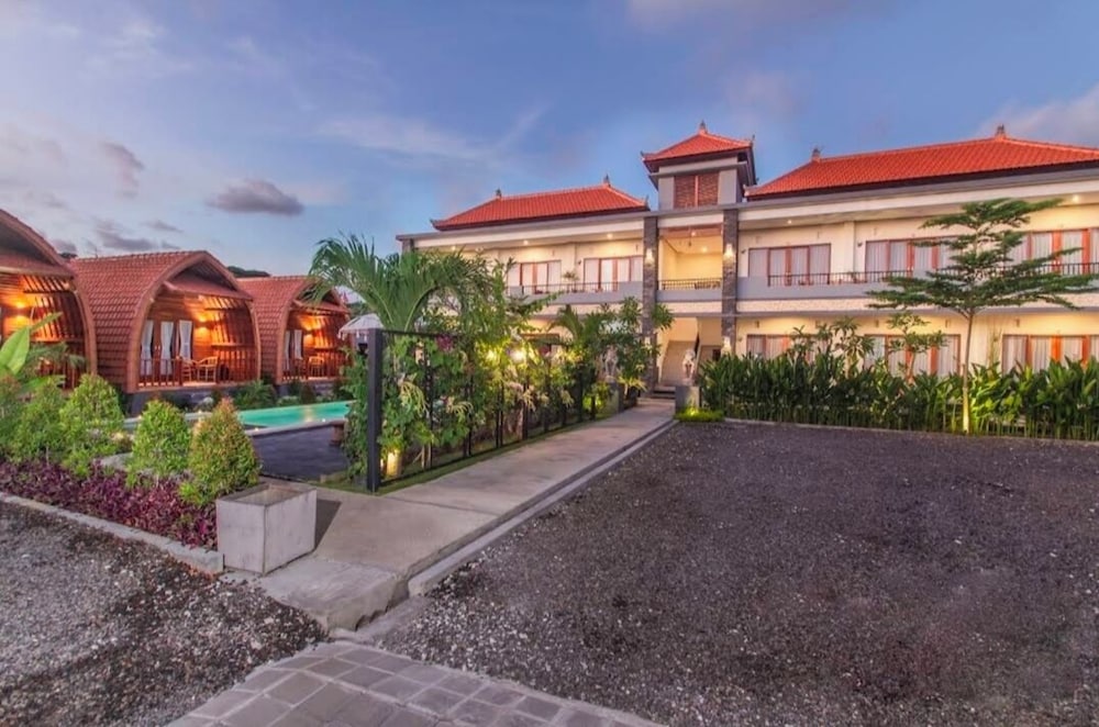 Mailaku House 39/50