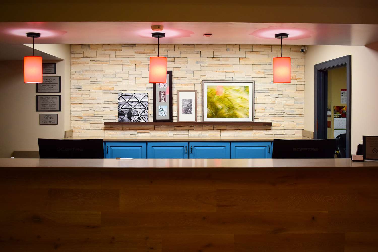Country Inn and Suites By Radisson, Hagerstown, MD 1/39