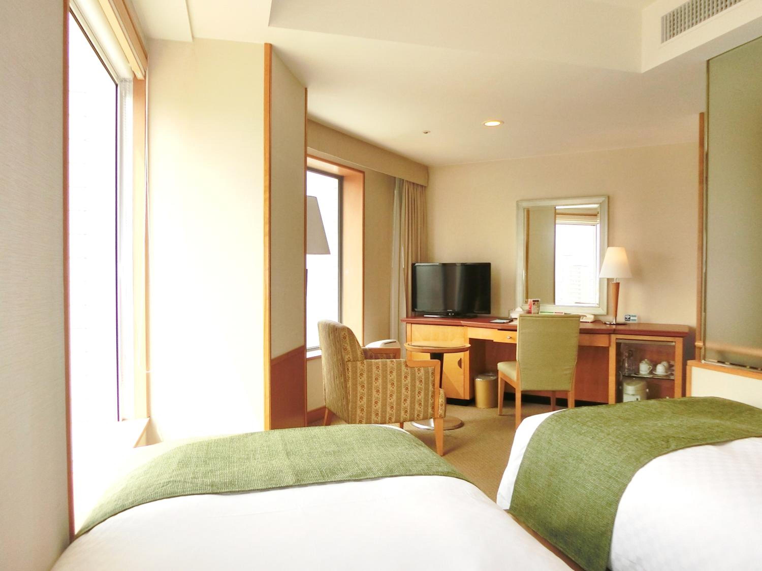 Economy, Twin Beds, Jr Hotel Clement Takamatsu 6/9