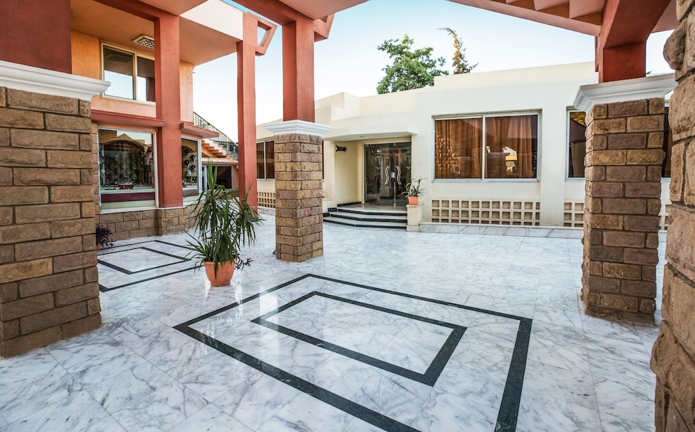 lobby