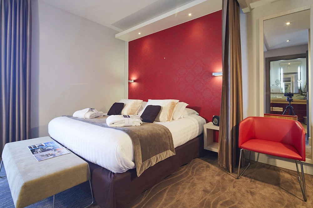 Kyriad Prestige Lyon Est Saint Priest Eurexpo Hotel And Spa 17/72