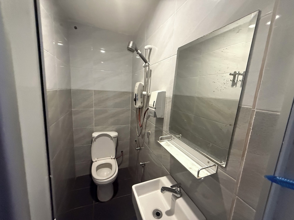 Tiong Nam Hotel 47/49