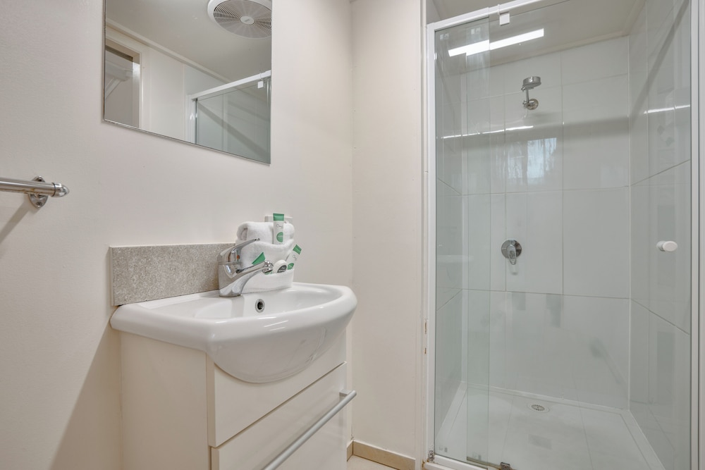 Tasman Holiday Parks - Torquay Palms 46/50