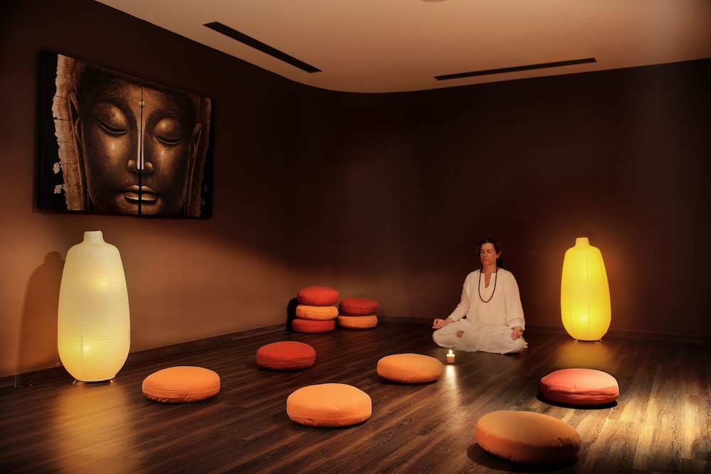 Augusta Club Hotel And Spa - Adults Only 4/44