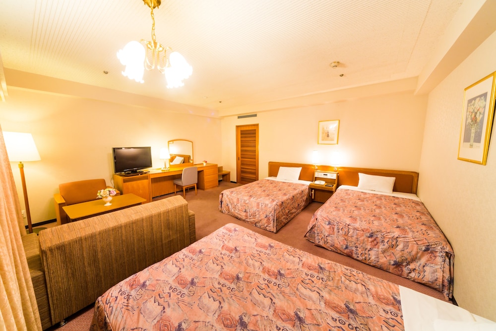 The Crown Palais New Hankyu Kochi 15/66