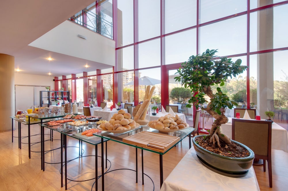 restaurant-cafeteria