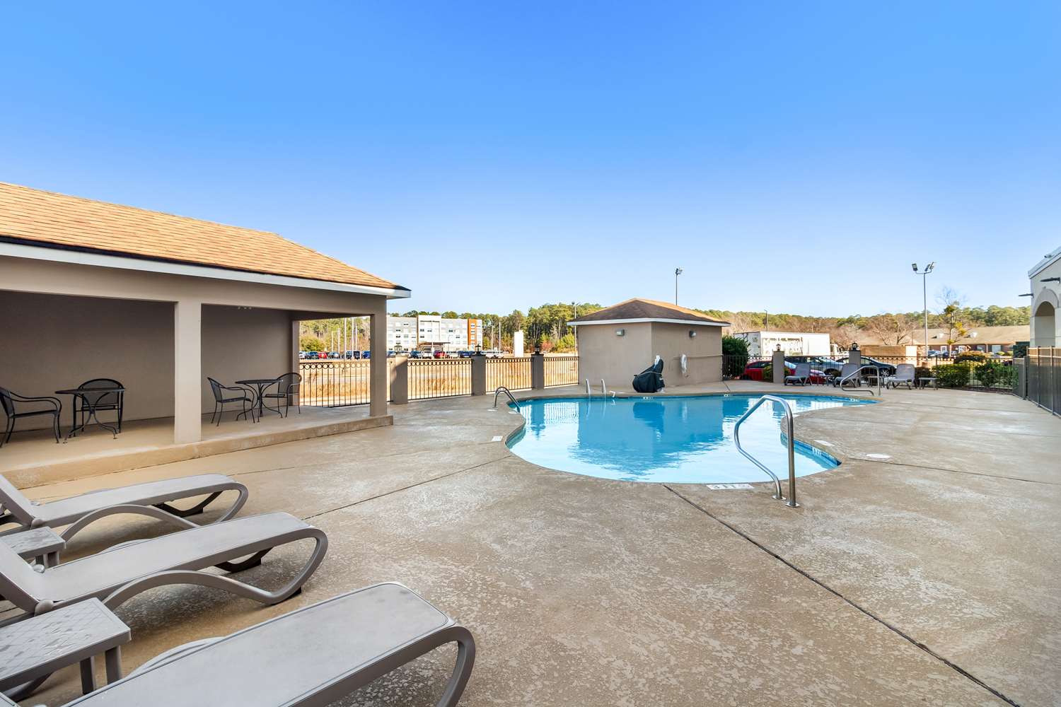 Comfort Suites Lumberton North 52/53