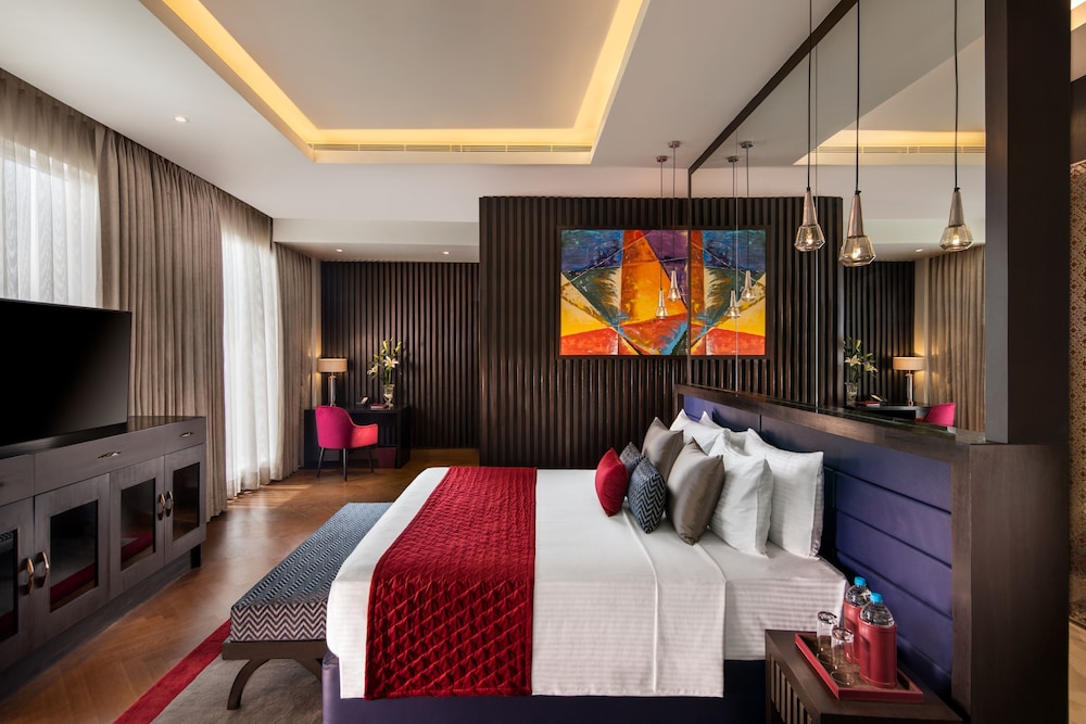 Sandal Suites Op. By Lemon Tree Hotels 12/50