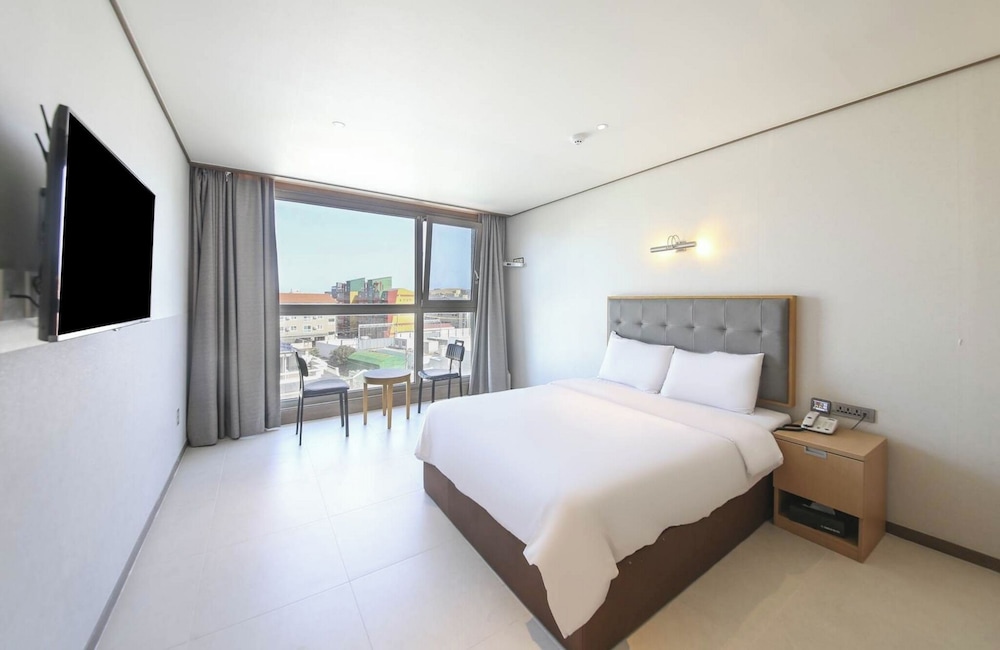 Sunrise Hotel Sungsan 43/62
