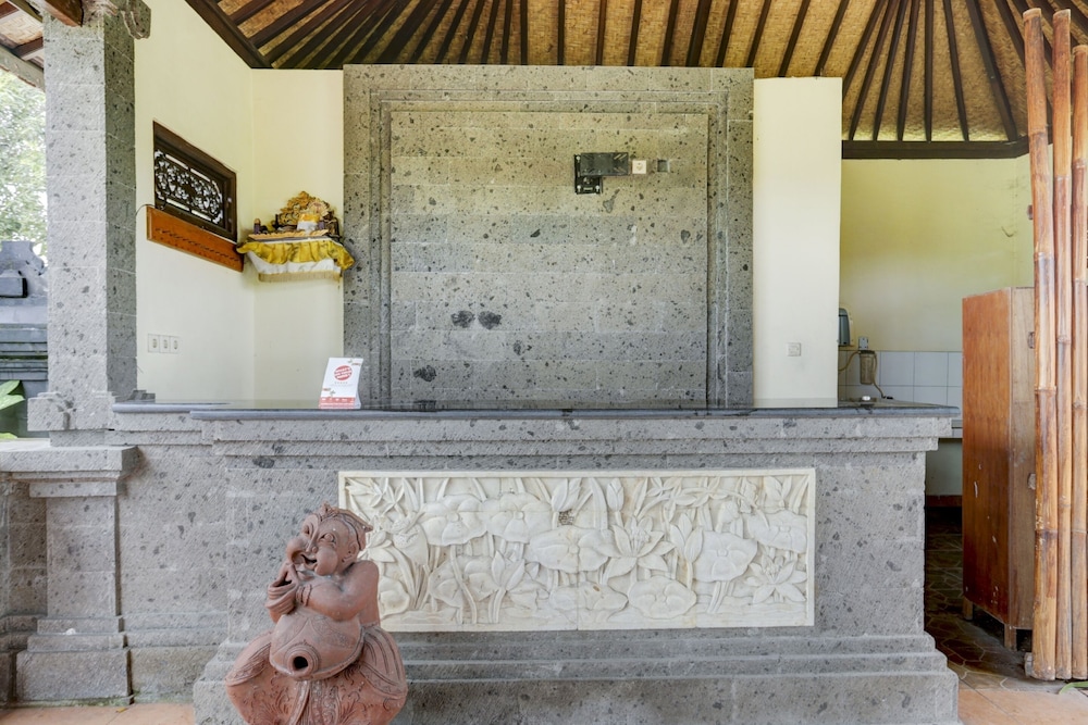OYO 1762 Hotel Astiti Graha Tanah Lot 2/19