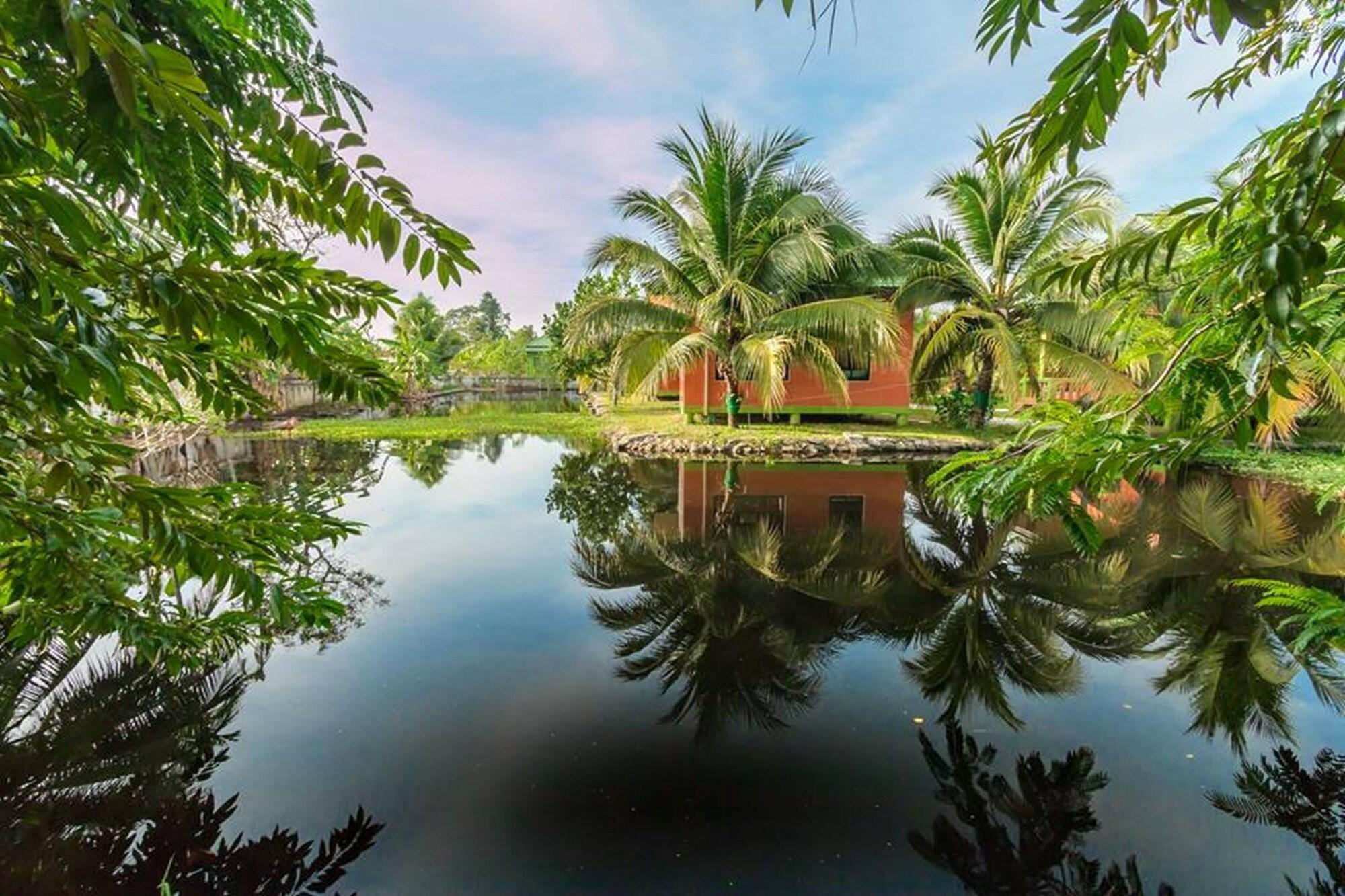 Coconut Resort 69/74