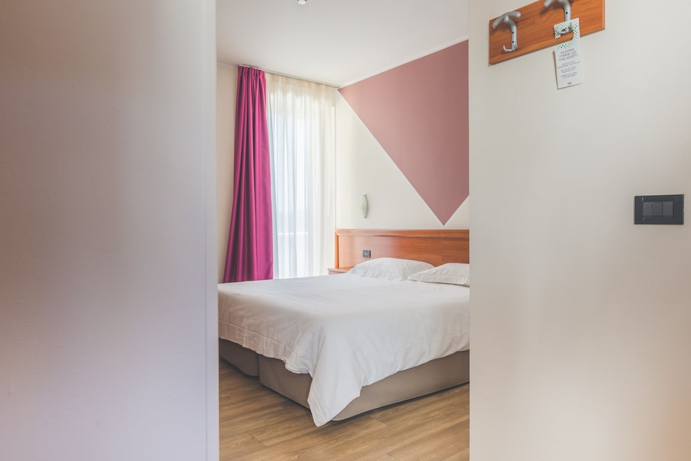 Economy, Double Bed, Al Fiore 8/10