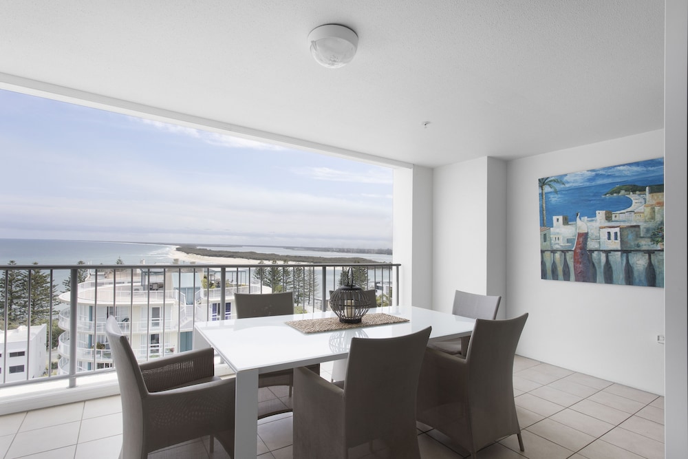 Aspect Caloundra 60/76