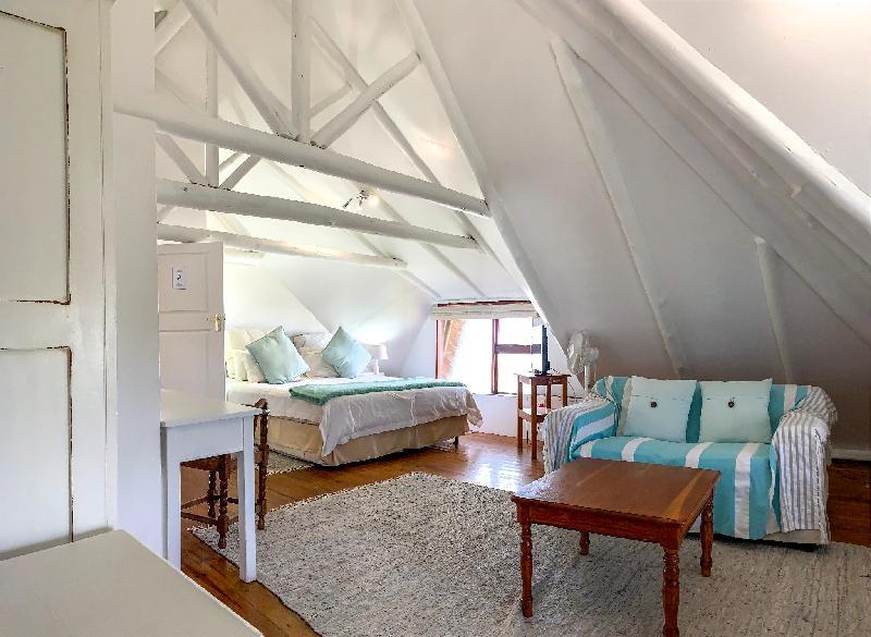 Crawford's Beach Lodge 19/51