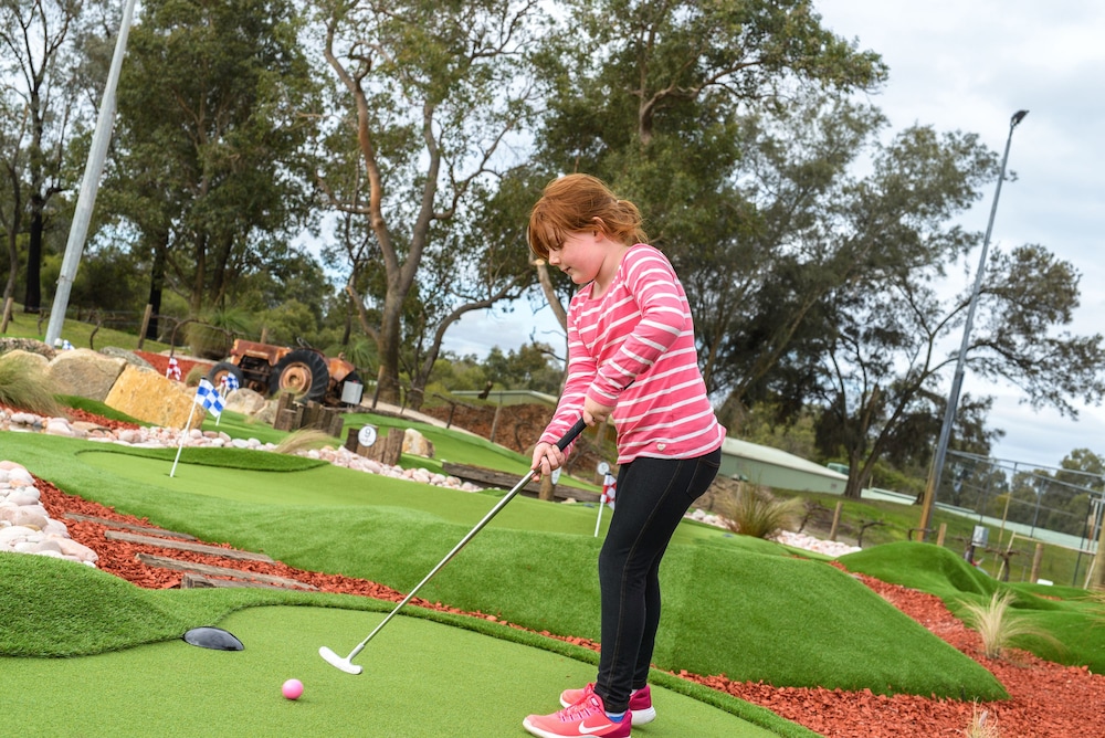 Novotel Swan Valley Vines Resort 30/61