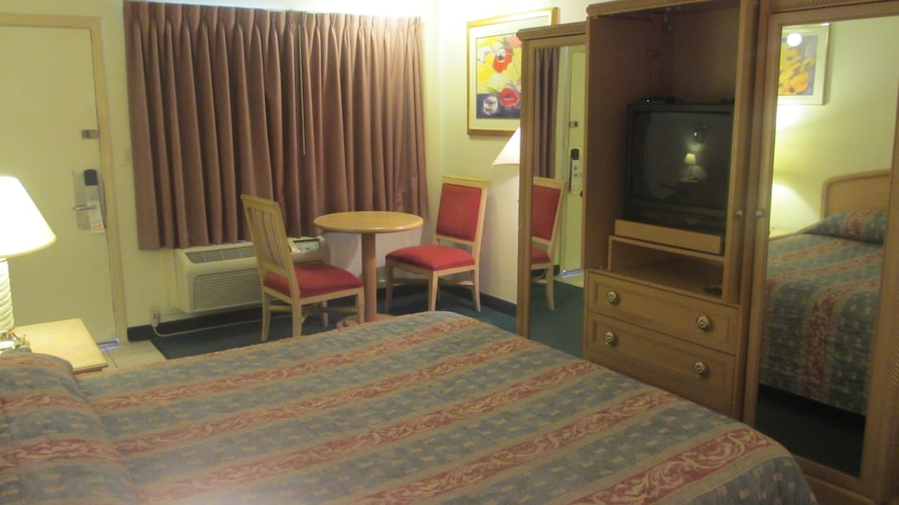 El Rancho Motel 6/39