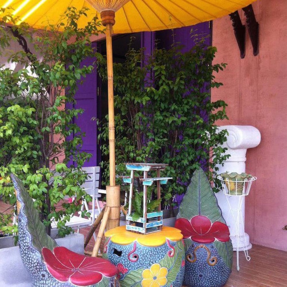 BANG LUANG HOUSE BANGKOK 7/70